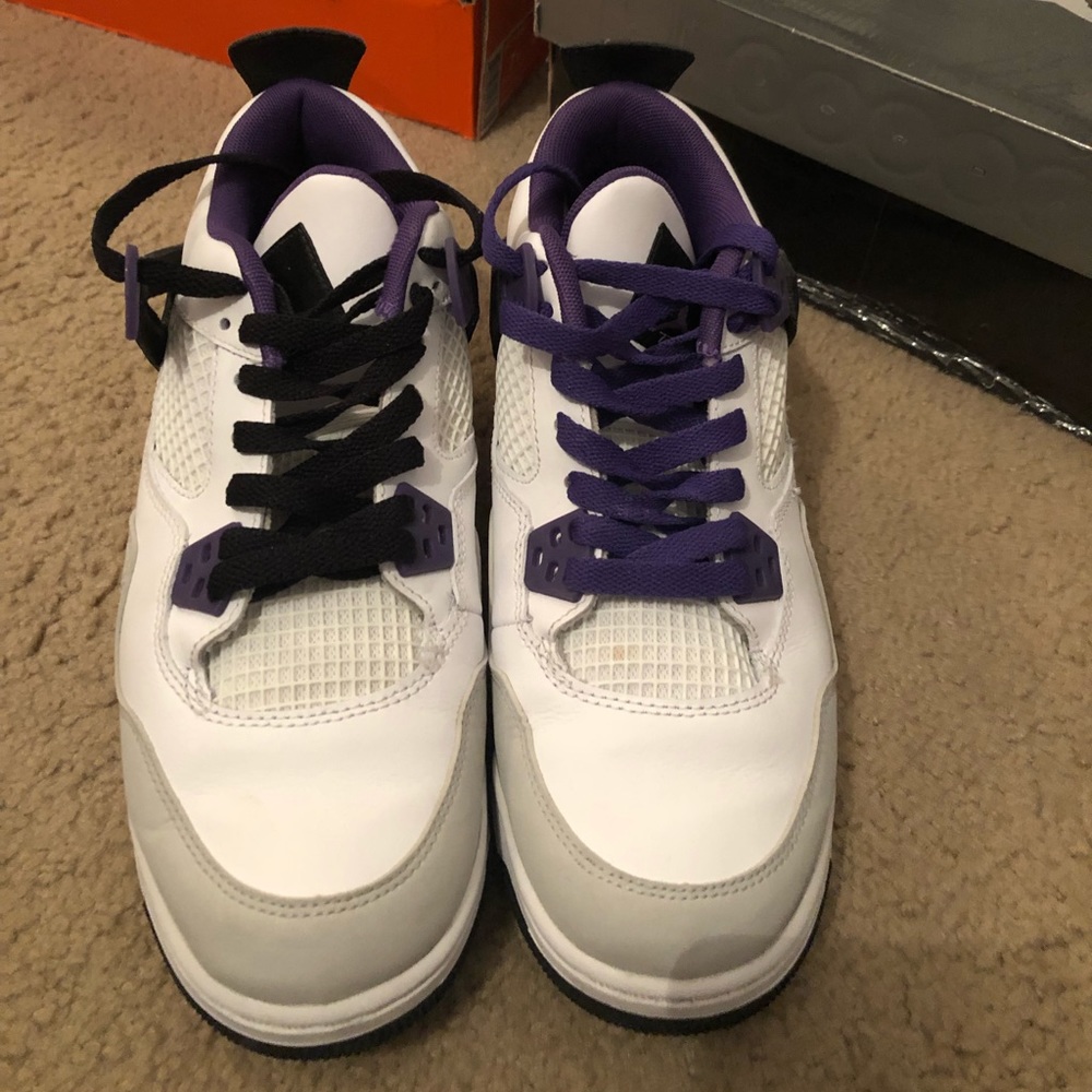 Jordan retro4’s (Violets)